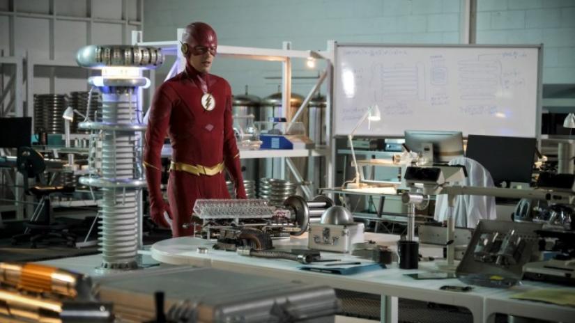 the-flash-season-5-episode-21-review-the-girl-with-the-red-lightning